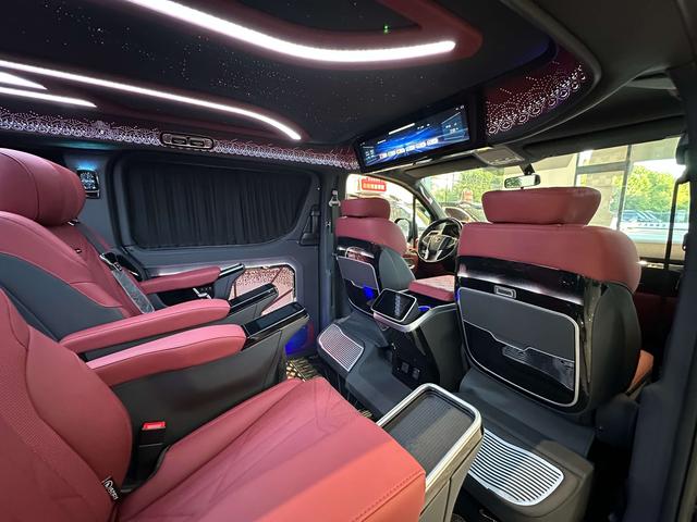 Toyota HiAce 2024 thumb 5