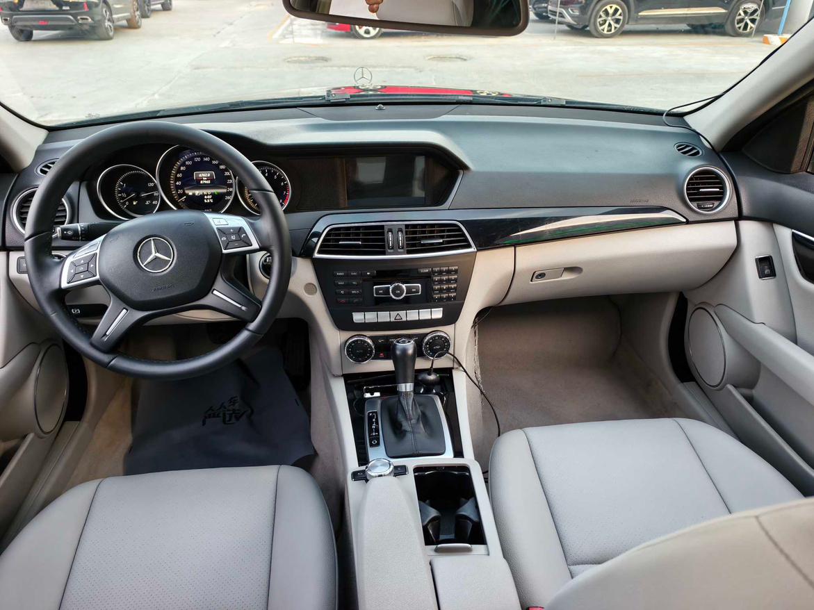 Mercedes-Benz C-Class 2012 thumb 10