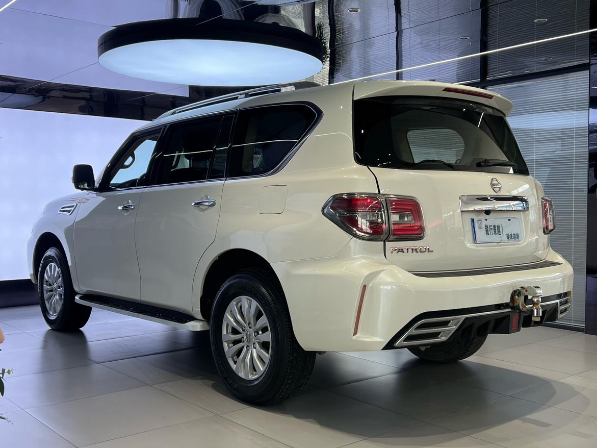 Nissan Patrol 2019 thumb 11