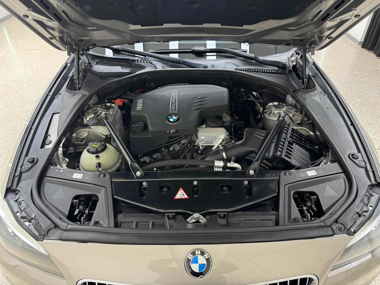 BMW 5 серии 2016 thumb 5