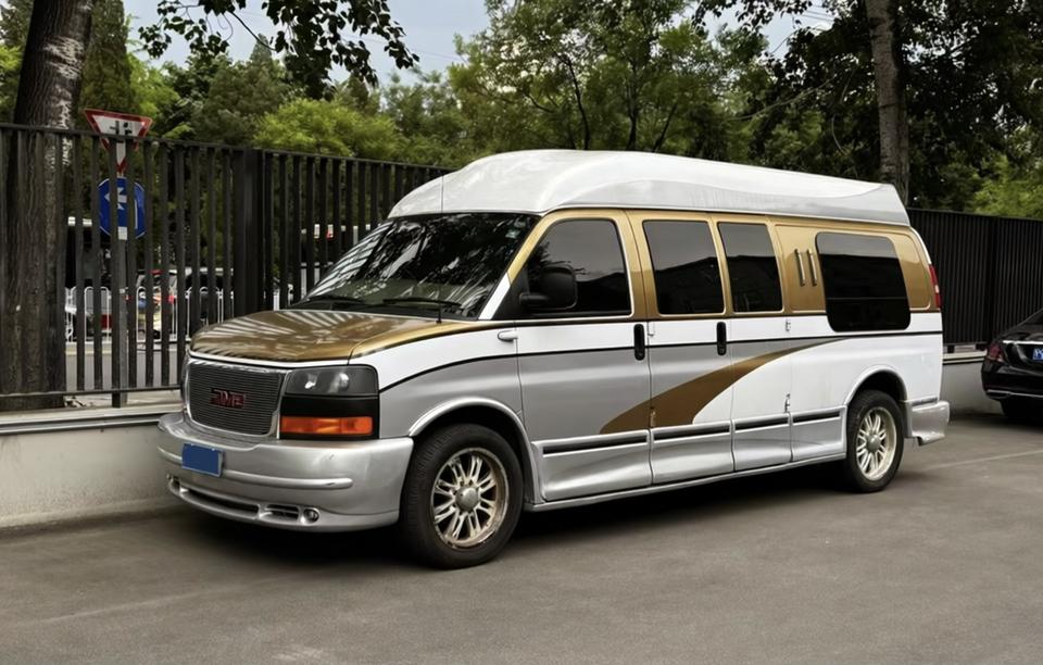 GMC Savana 2009 thumb 11