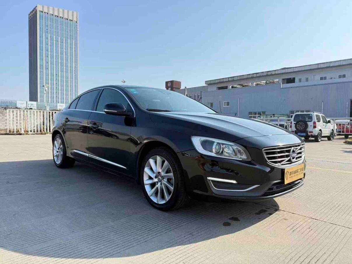 Volvo S60 2016 thumb 10