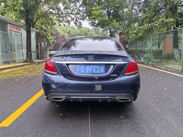 Mercedes-Benz C-Class 2019 thumb 2