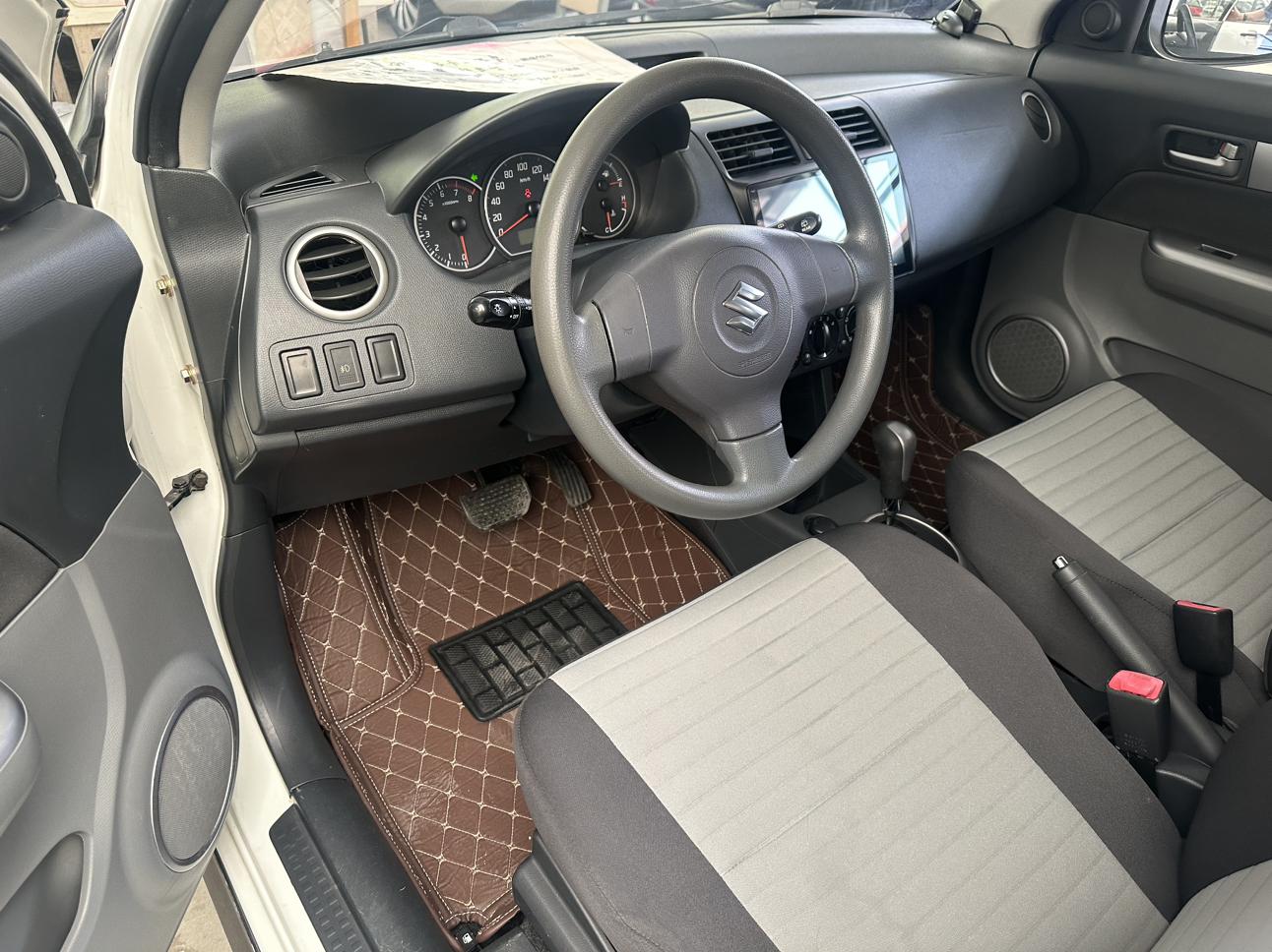 Suzuki SX4 2016 thumb 5
