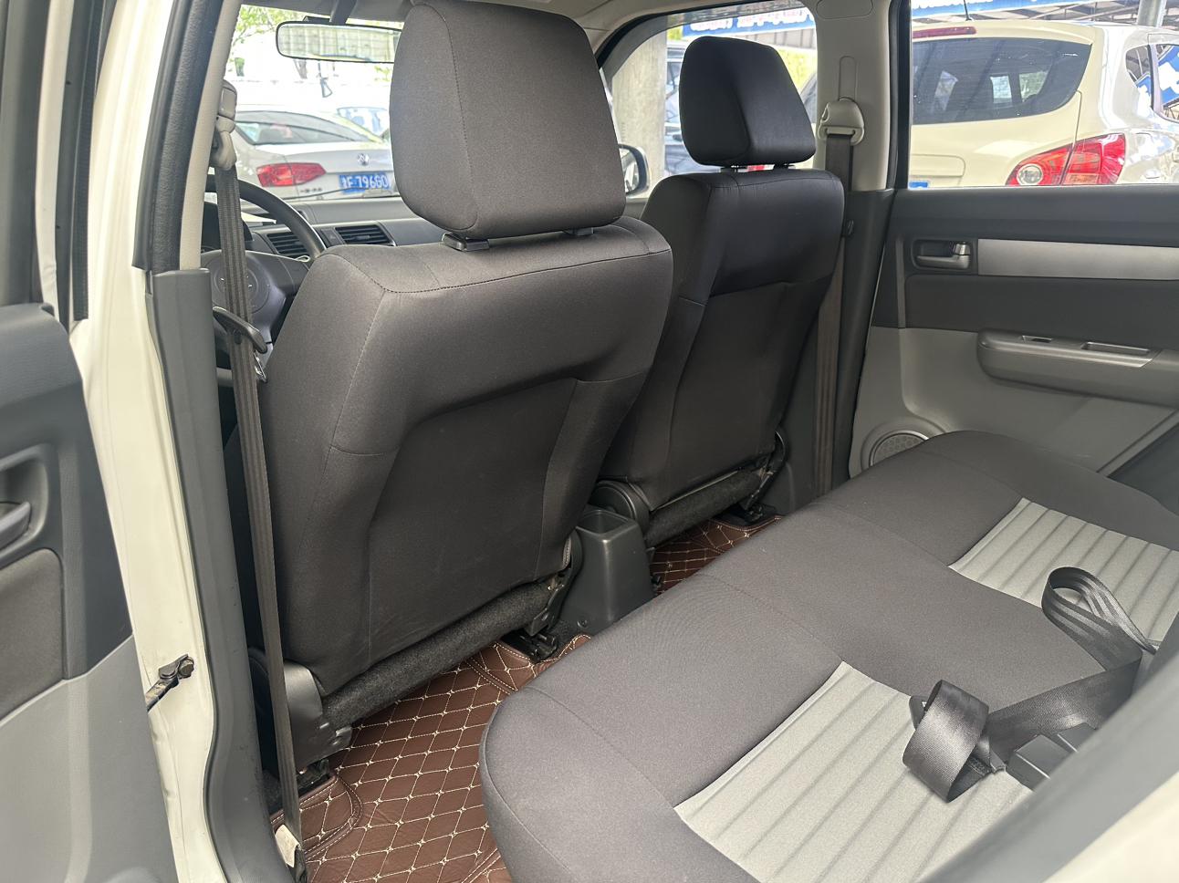 Suzuki SX4 2016 thumb 7