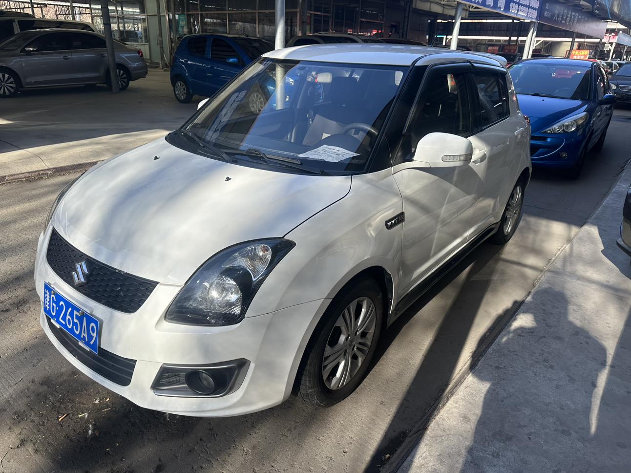 Suzuki SX4 2016 thumb 9