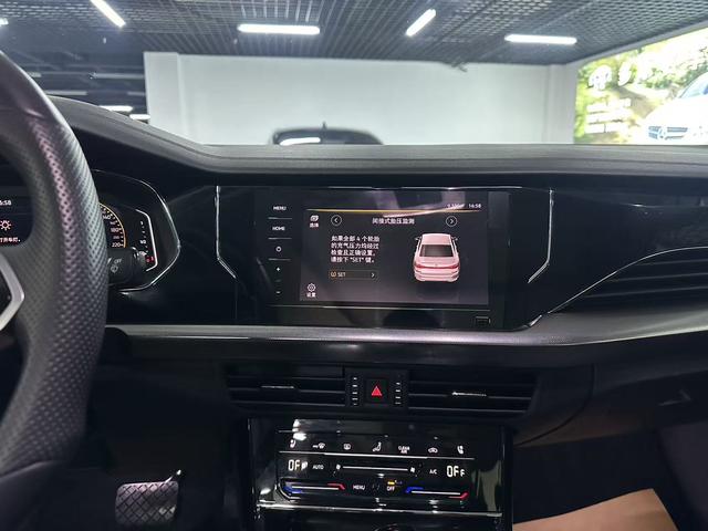 Volkswagen Passat 2024 thumb 8