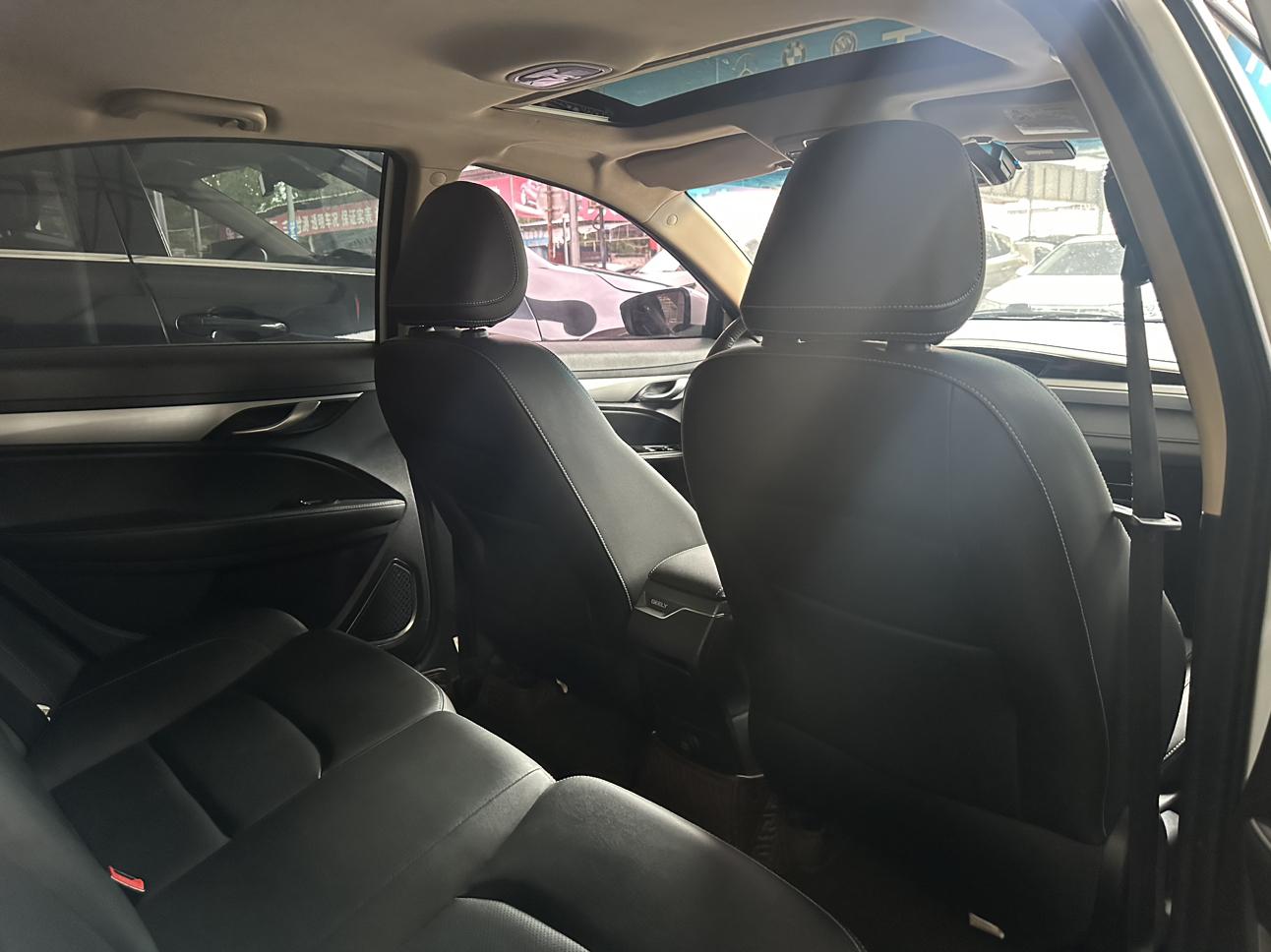 Geely Emgrand 2018 thumb 7