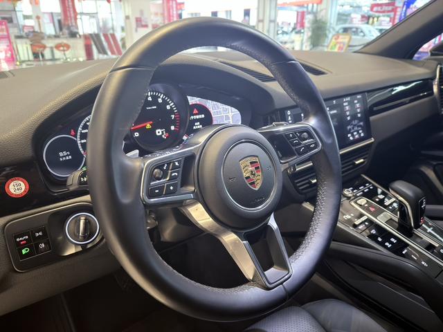 Porsche Cayenne 2019 thumb 7