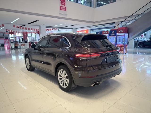 Porsche Cayenne 2019 thumb 12