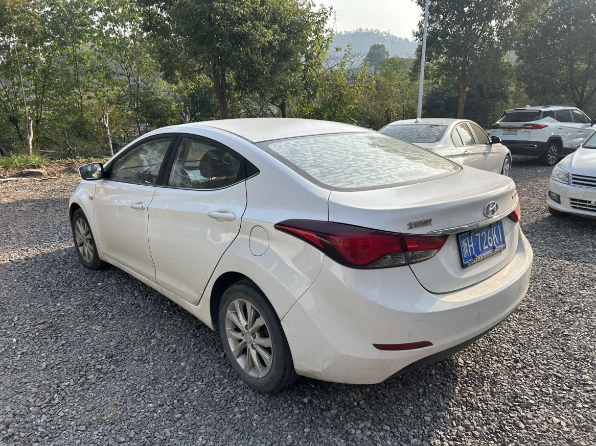 Hyundai Elantra 2018 thumb 2