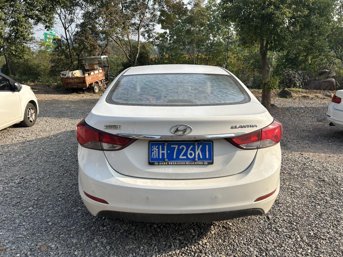 Hyundai Elantra 2018 thumb 3