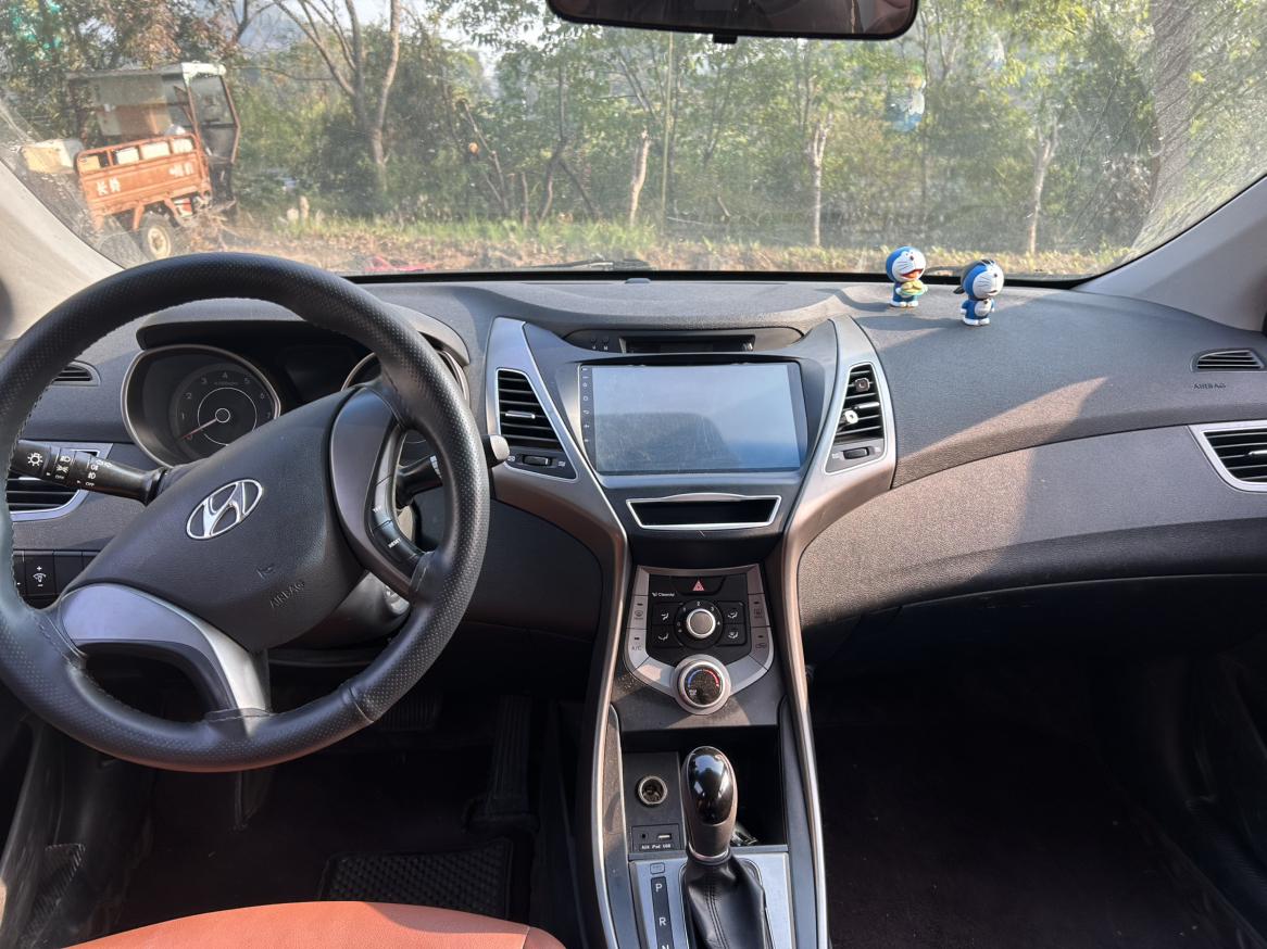 Hyundai Elantra 2018 thumb 6