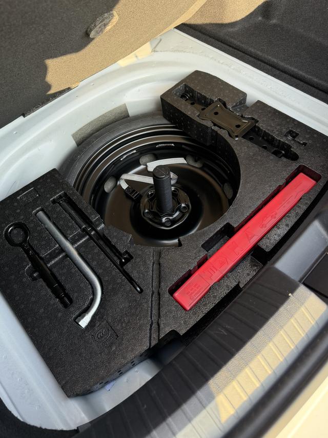 Volkswagen Sagitar 2023 thumb 8