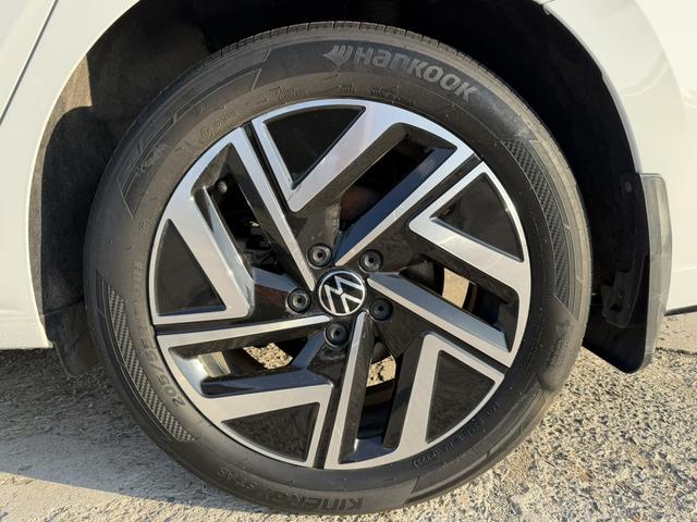 Volkswagen Sagitar 2023 thumb 9