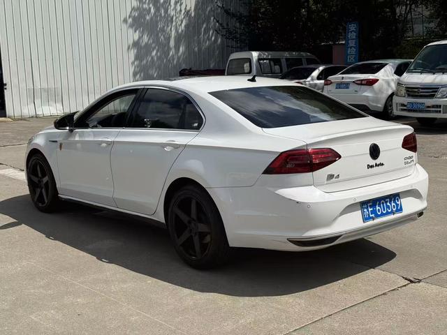 Volkswagen Lamando 2019 thumb 3