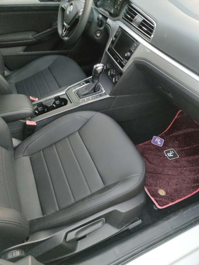 Volkswagen Lamando 2019 thumb 9