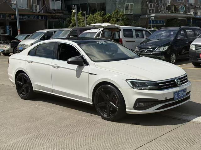 Volkswagen Lamando 2019 thumb 11