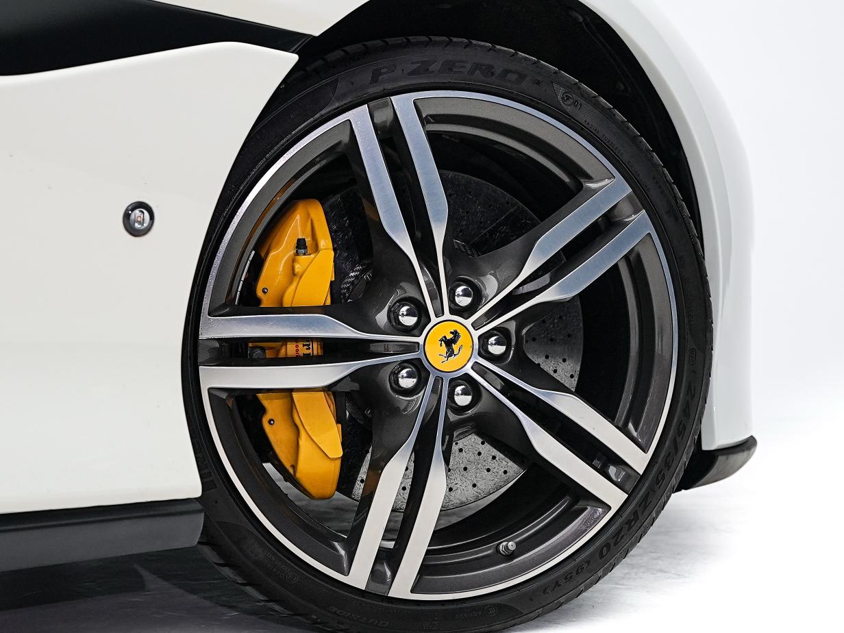 Ferrari Portofino 2019 thumb 8