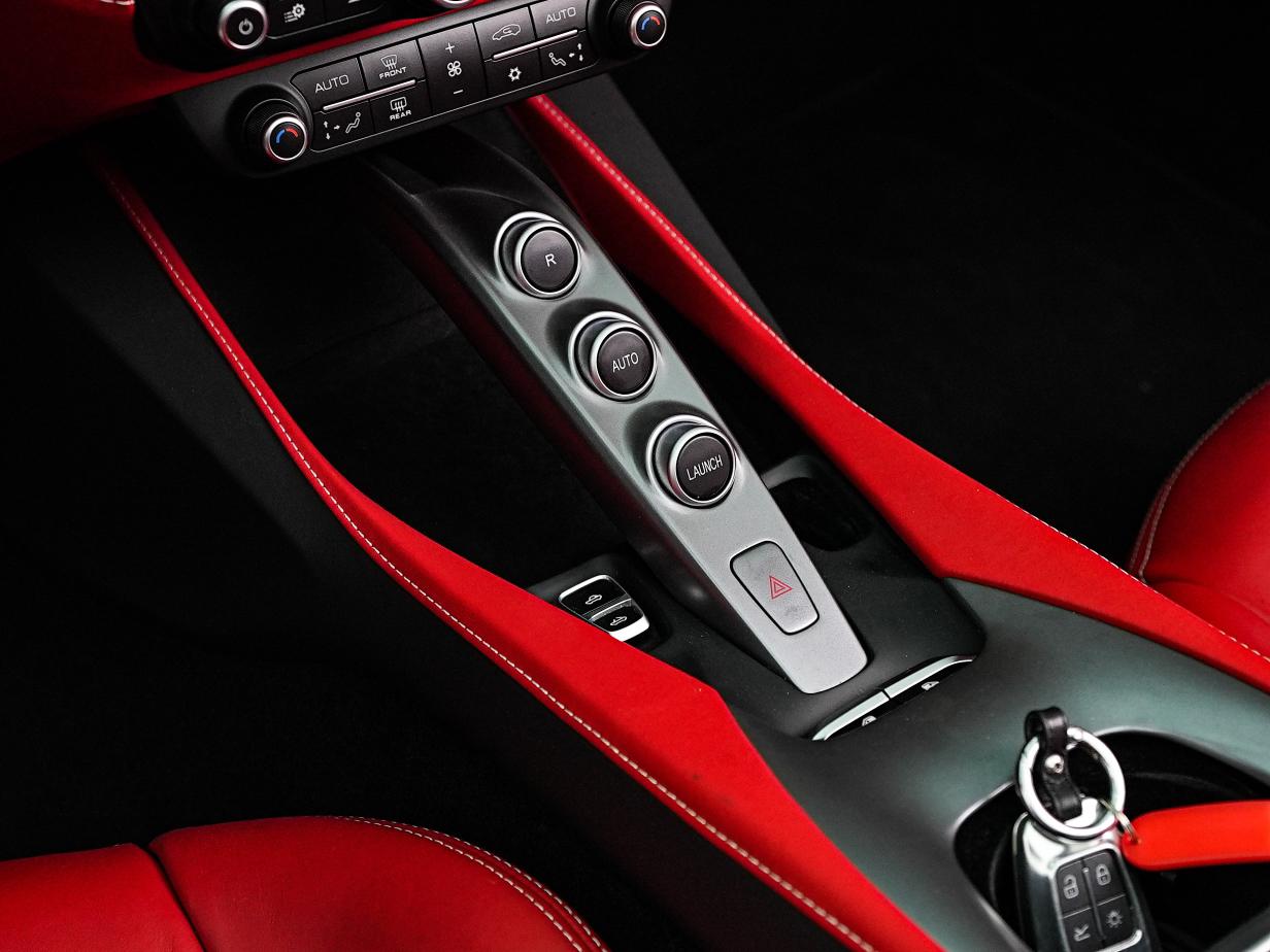 Ferrari Portofino 2019 thumb 10