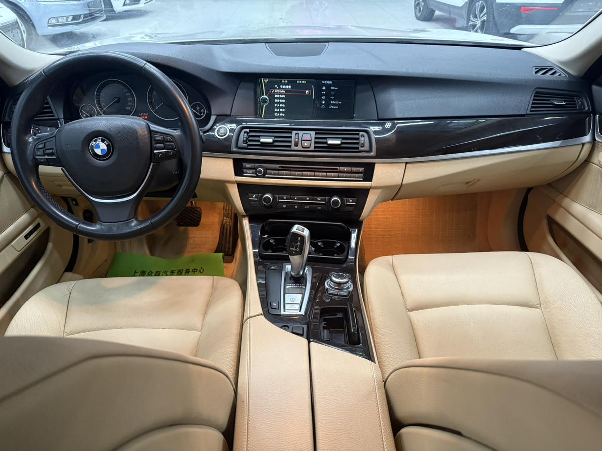 BMW 5 серии 2012 thumb 8