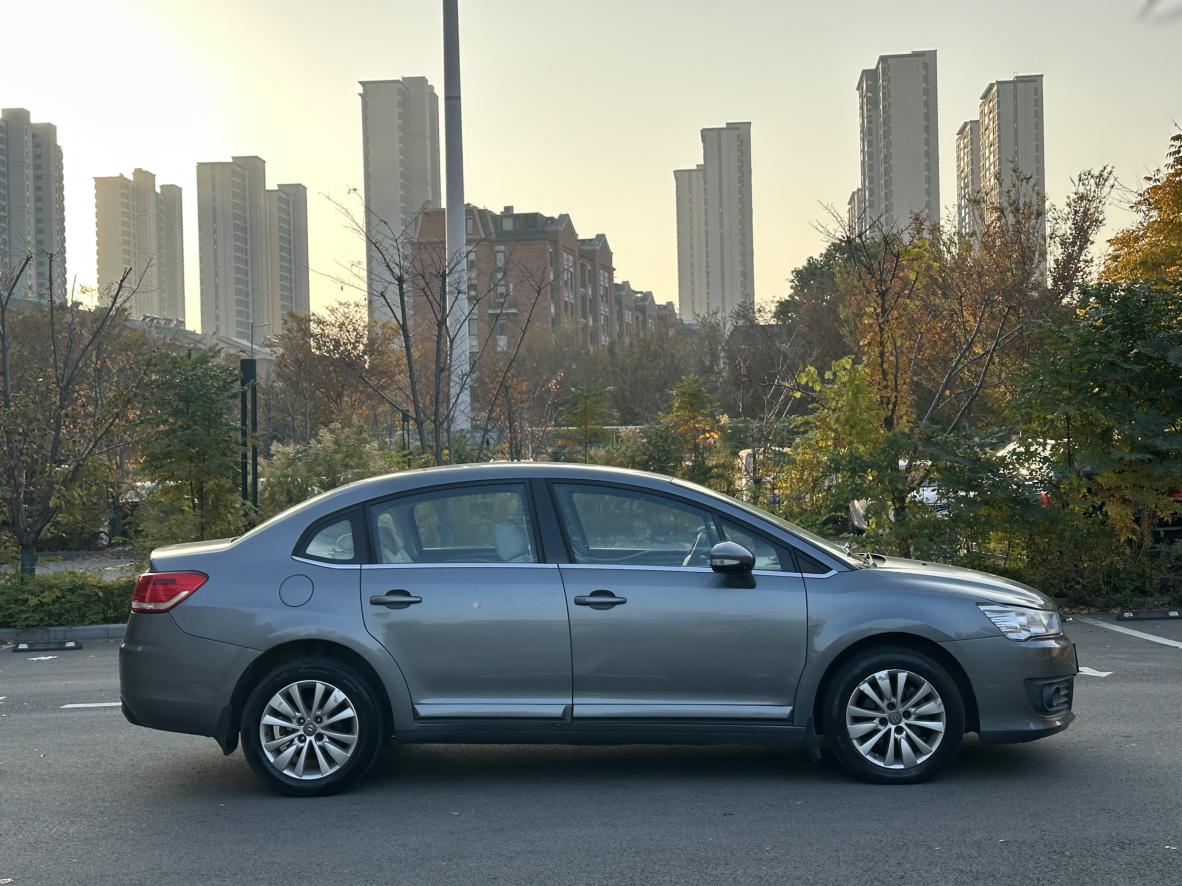 Citroen C4 2015 thumb 6