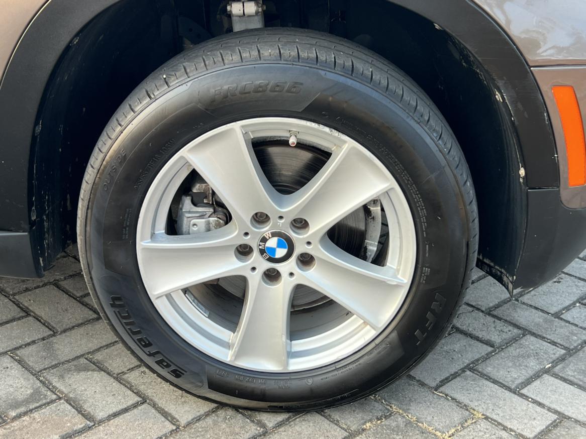 BMW X5 2013 thumb 6