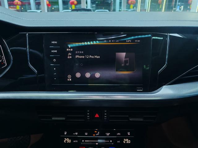 Volkswagen Passat 2025 thumb 8