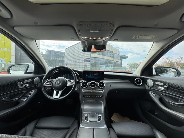Mercedes-Benz C-Class 2020 thumb 2