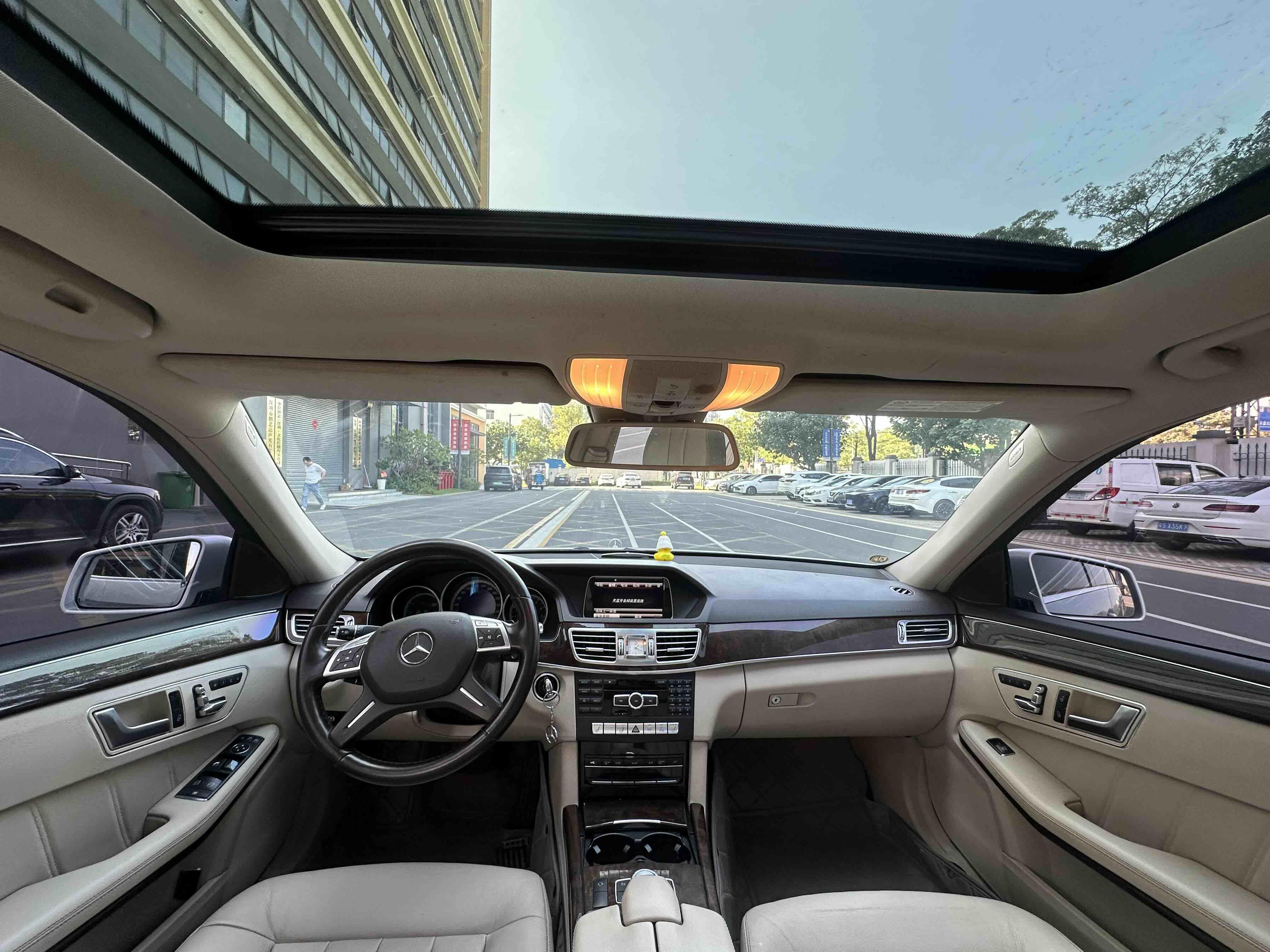 Mercedes-Benz E-Class 2013 thumb 5