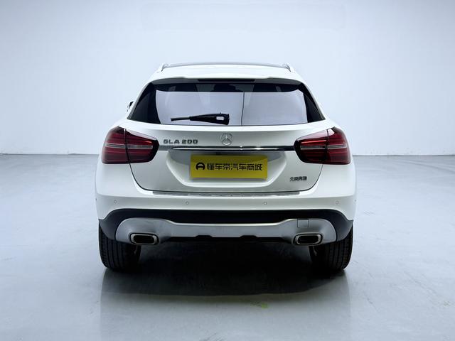 Mercedes-Benz GLA 2019 thumb 4
