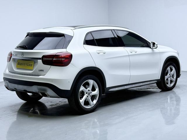 Mercedes-Benz GLA 2019 thumb 5