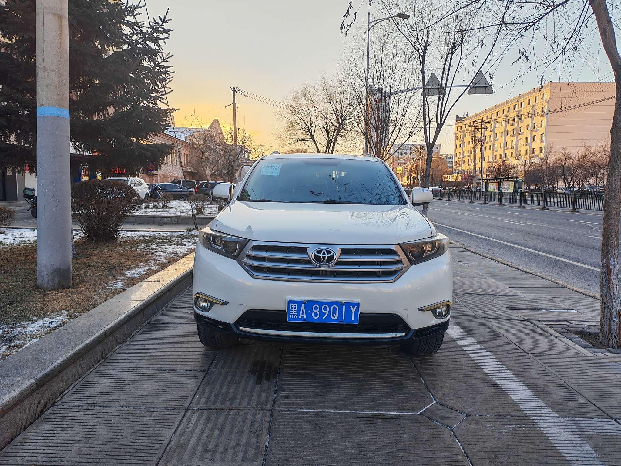 Toyota Highlander 2013 thumb 12
