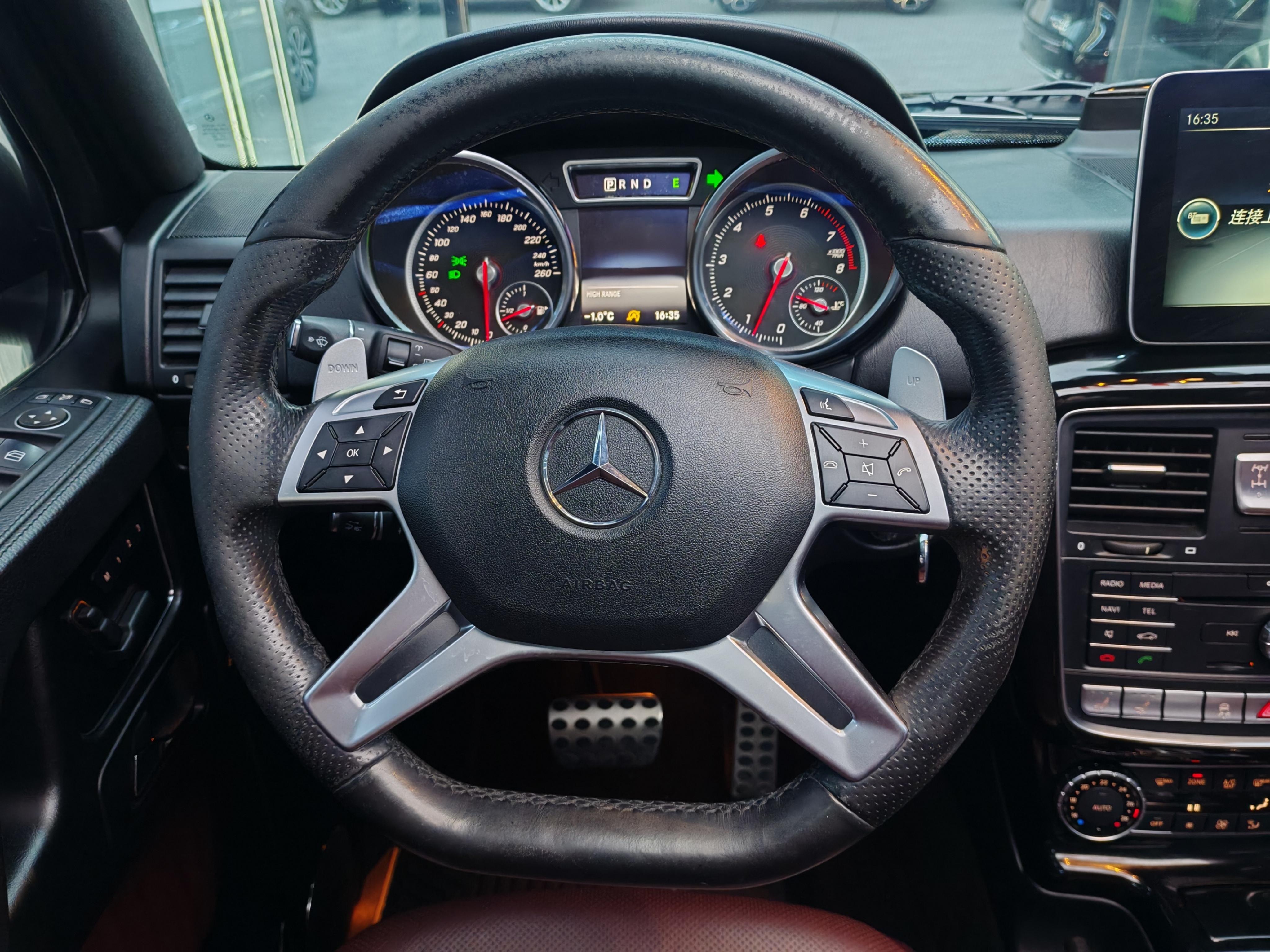 Mercedes-Benz G-Class 2017 thumb 12