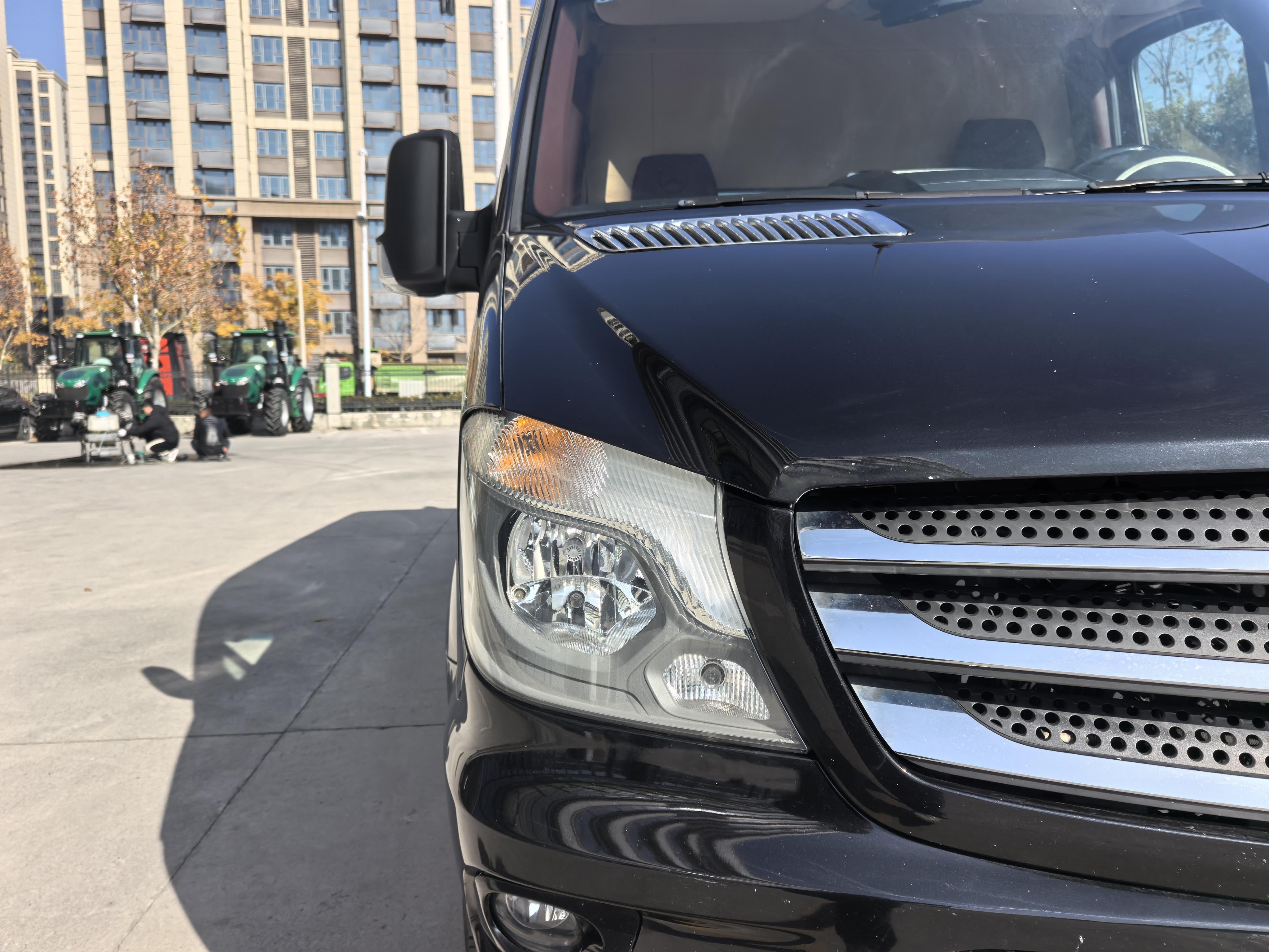 Mercedes-Benz R-Class 2016 thumb 6