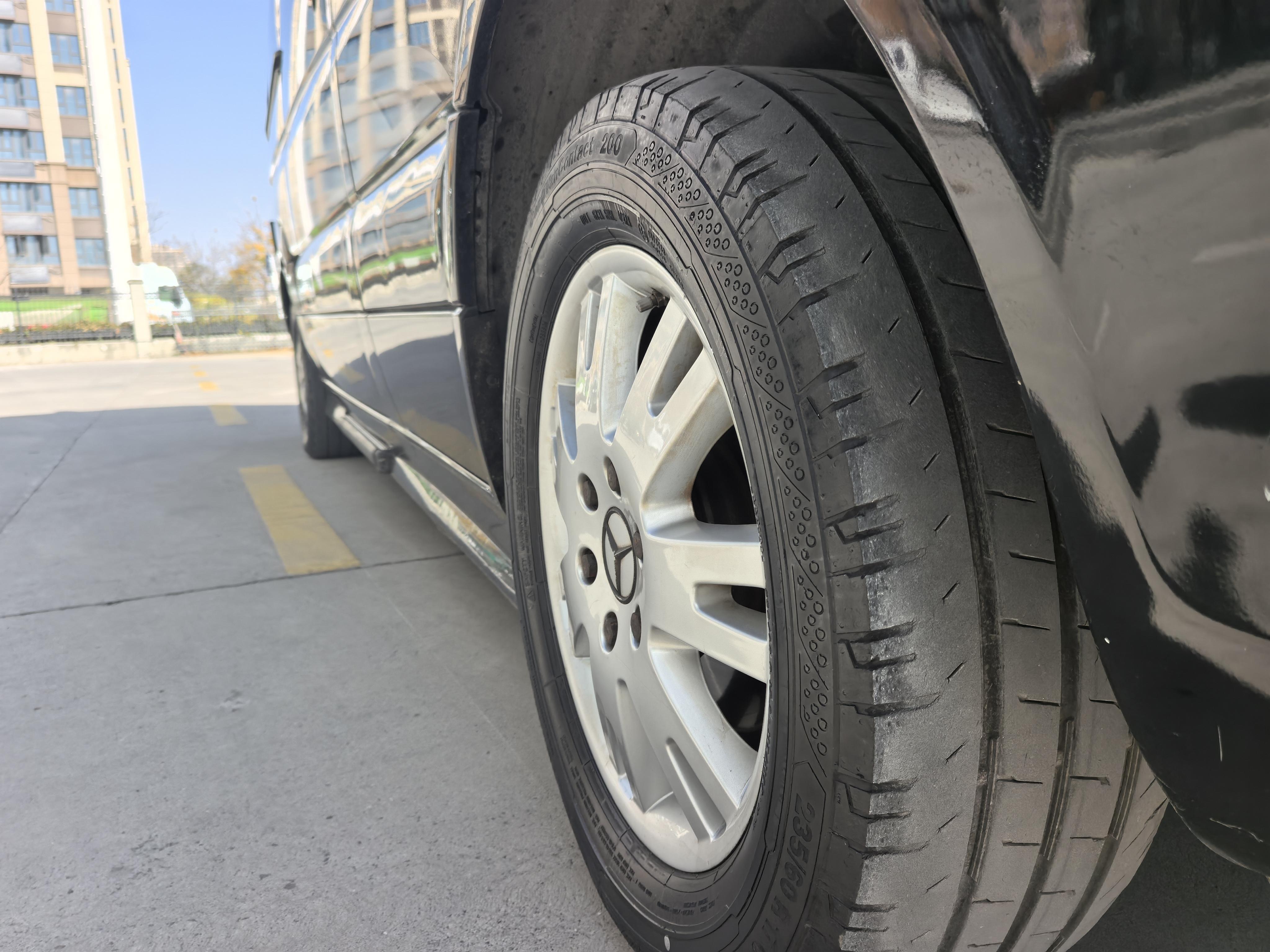 Mercedes-Benz R-Class 2016 thumb 9