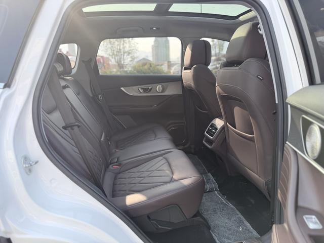 Chery Tiggo 8 2022 thumb 9