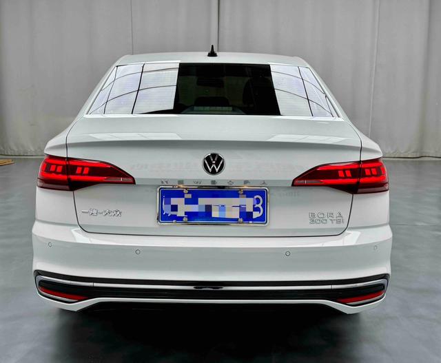 Volkswagen Bora 2023 thumb 2