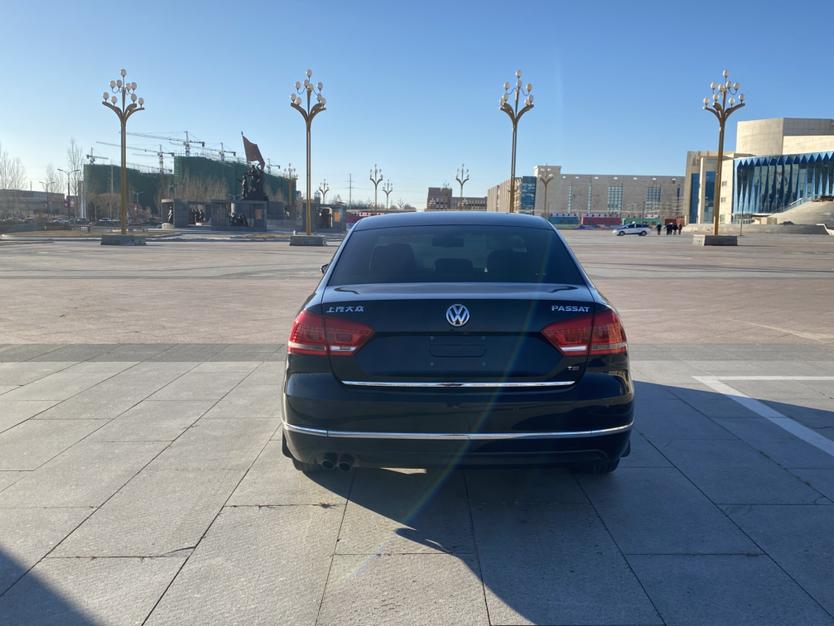 Volkswagen Passat 2012 thumb 3