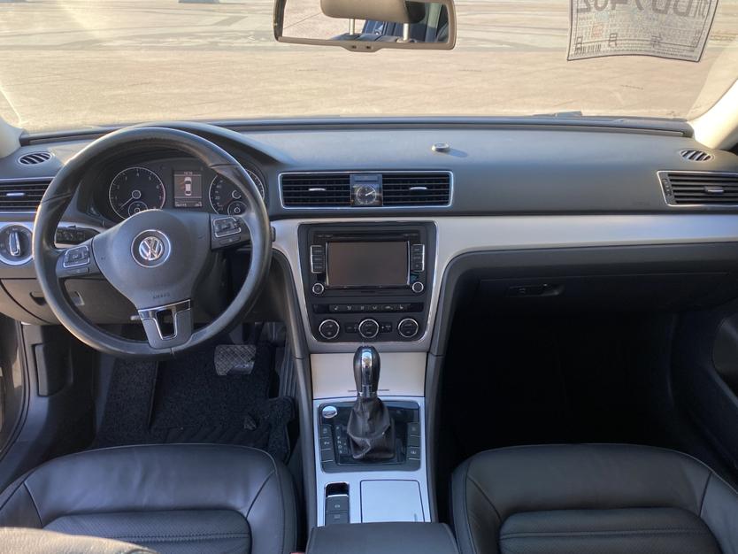 Volkswagen Passat 2012 thumb 5