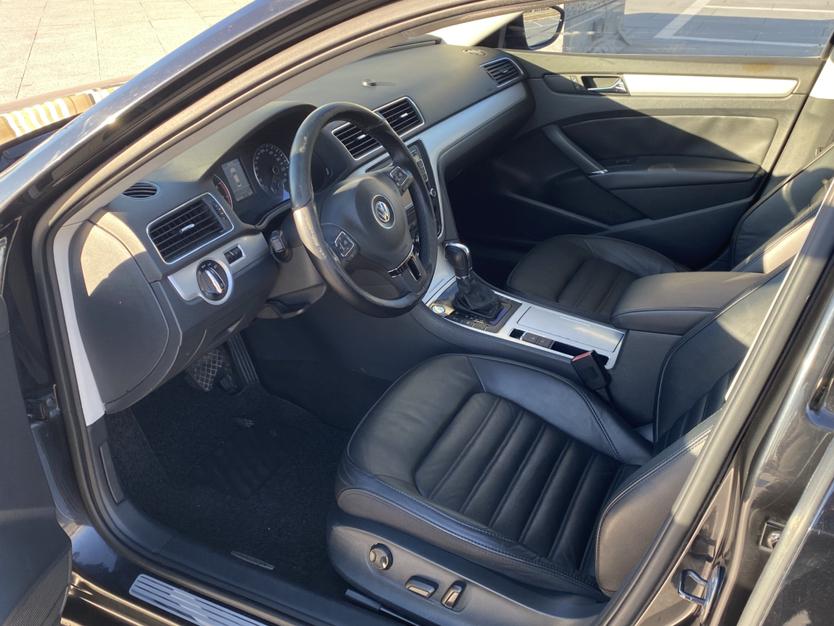 Volkswagen Passat 2012 thumb 6