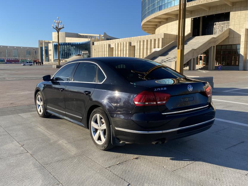 Volkswagen Passat 2012 thumb 11