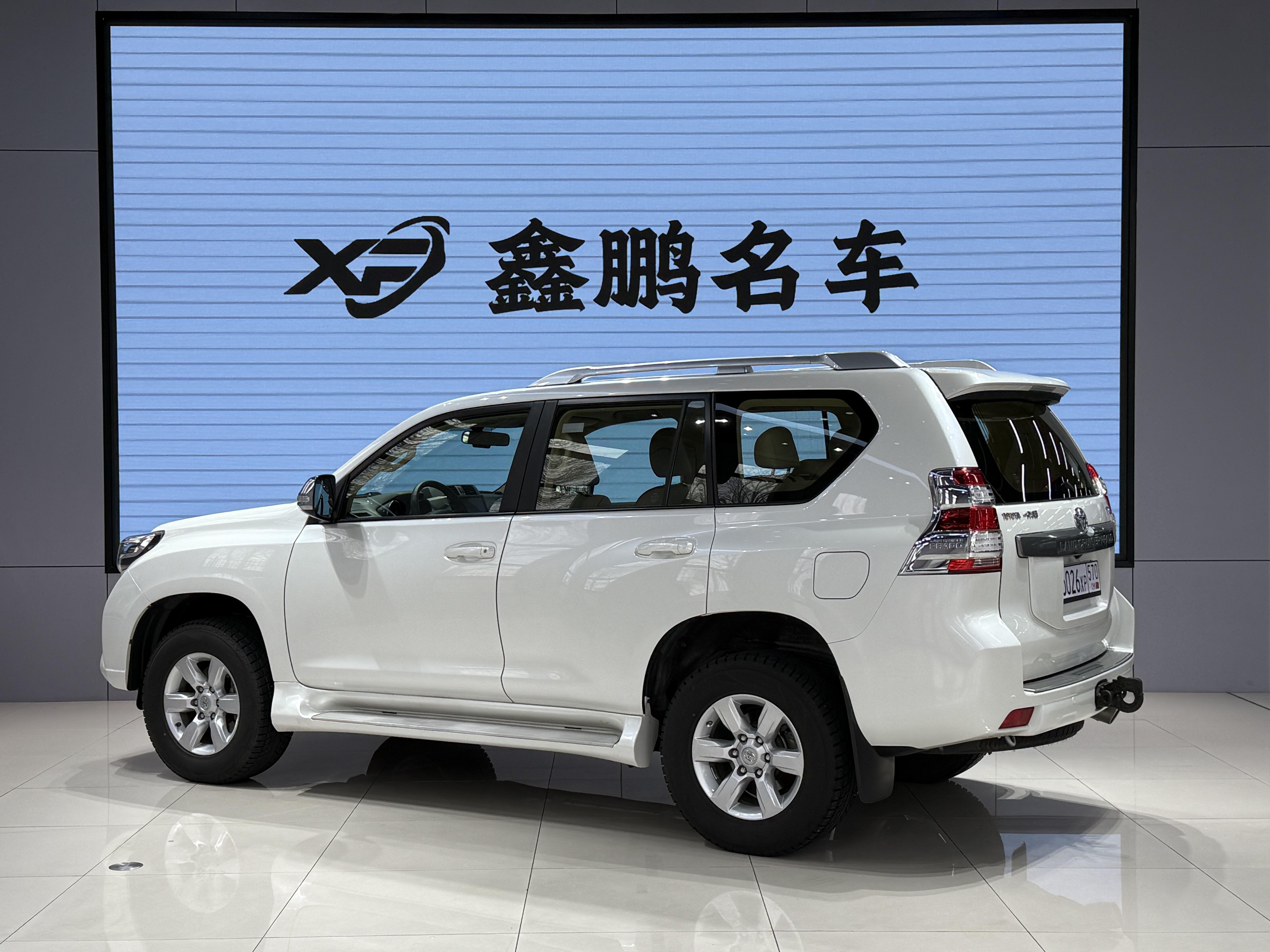Toyota Land Cruiser Prado 2018 thumb 2