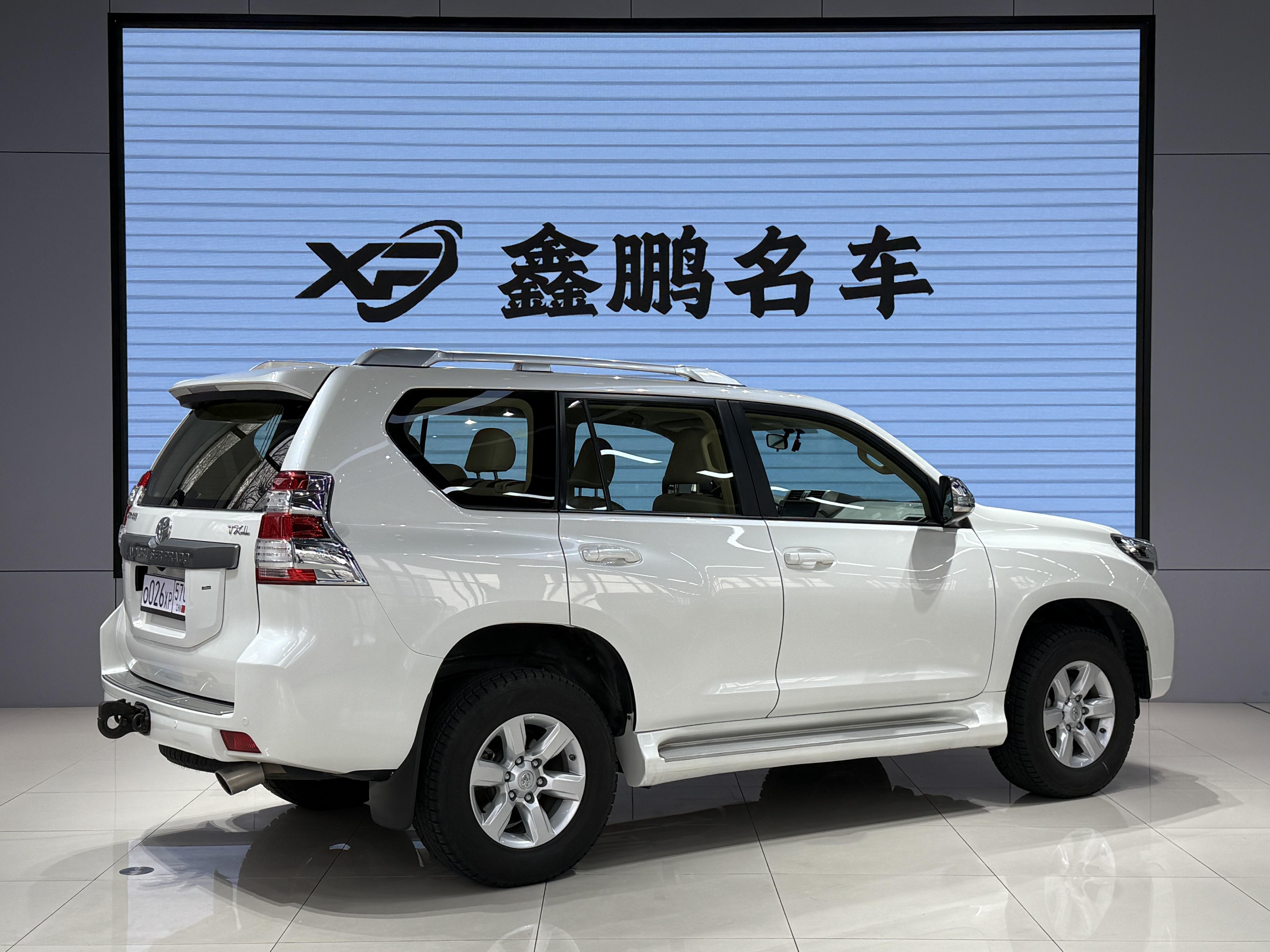 Toyota Land Cruiser Prado 2018 thumb 4