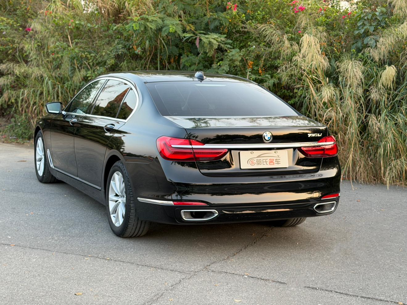 BMW 7 серии 2017 thumb 2