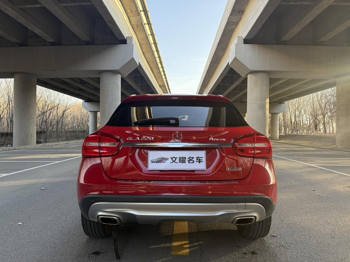 Mercedes-Benz GLA 2015 thumb 4