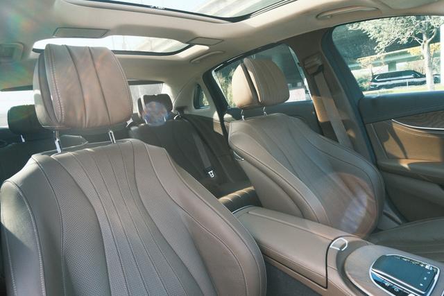 Mercedes-Benz E-Class 2021 thumb 11