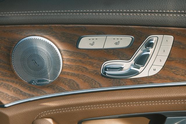 Mercedes-Benz E-Class 2021 thumb 12