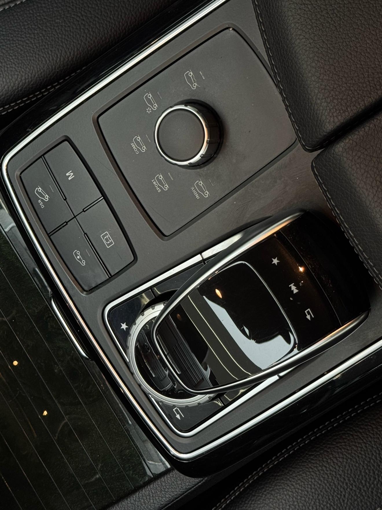 Mercedes-Benz GLE 2018 thumb 10