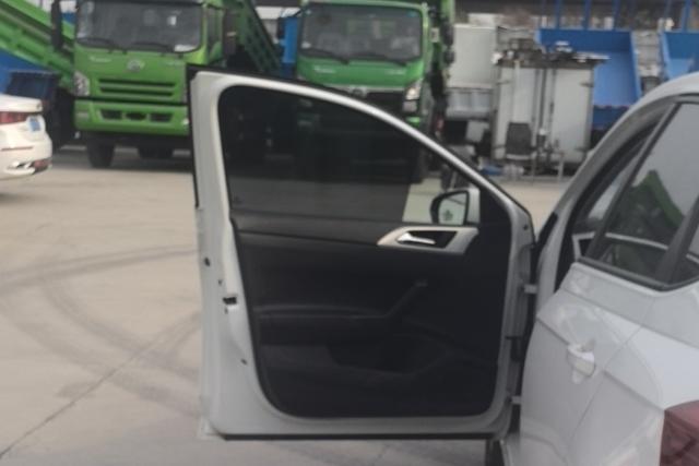 Volkswagen Polo 2019 thumb 5